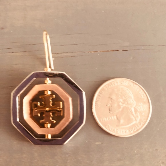 Tori Burch Earrings - Picture 3 of 4